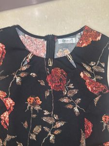 Black Rose Floral Print Sleeveless Top