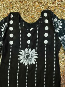 Floral Printed Kurta Set