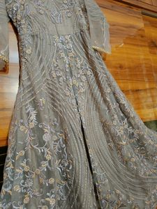 Pakistani Three Pieces Dress