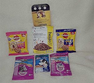 Pedigree(2)+ Whiskas(2)+ Henlo + Felix = Pet Food!