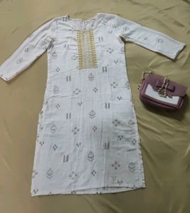 Women Straight Cotton Kurta