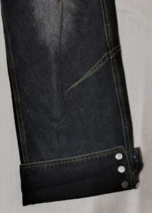 Dark Wash Wide Leg Jeans *NEVER WORN*