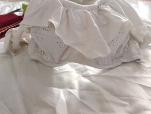🎀BUY '1' GET '1' FREE White Ruffle Crop Top Blous