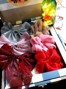 HAIR CLIP &amp; SCRUNCHIES PACK OF 6