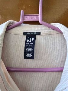 Soft Pink Collared Long Sleeve Top