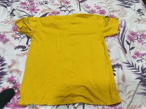 Yellow Graphic Tee &amp; Black Shorts Set