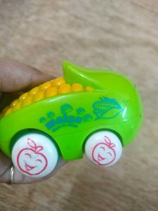 Cute Corn &amp; Carrot Pull-Back Toys
