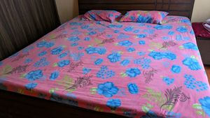 Floral Pink Bed Sheet