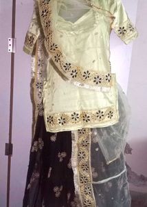 beautiful rajputi poshak