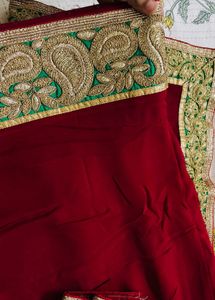 heavy red bordered saree with blouse
