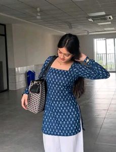 Blue & White Printed Kurta