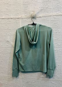 🇯🇵 Uniqlo imported Lightweight Zip-Up Jacket