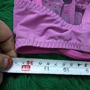 Pink 🫴🎁Embroidered Bra