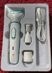 Caresmith Bloom Hair Trimmer
