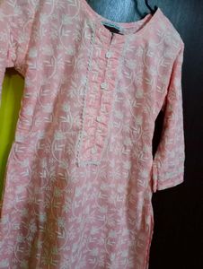 Elegant Pink Chikankari Kurta Set