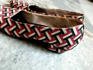 Beautiful Sandals For Girls