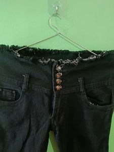 Black High Waisted Jeans  with mustard top