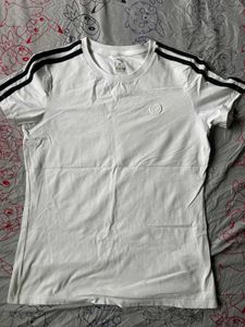 white tshirt