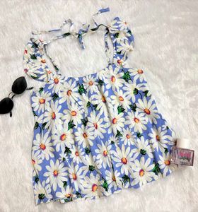 Cute Daisy Print Top