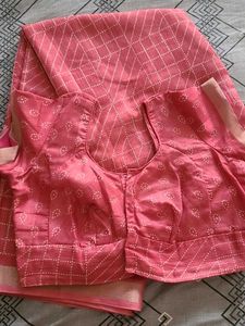 Elegant Pink Saree with White Diamond Pattern