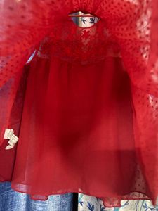 Chic Red Lace &amp; Dot Sleeveless Top