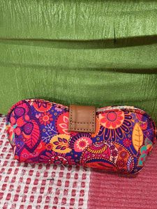 Vibrant Paisley Print Glasses Case