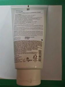 Innisfree Volcanic BHA Pore Cleansing Foam
