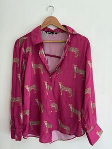 Vibrant Cheetah Print Button-Up Shirt