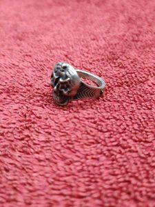 Skull Ring