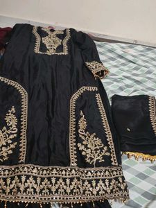 Elegant Black Kurta Set with Gold Embroidery