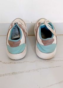 FILA women's Sneakers 🌈 Comfortable &amp; Stylish