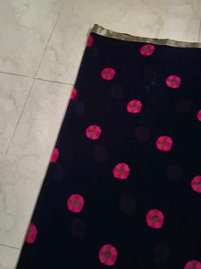 Navy Blue &amp; Pink Floral Print Saree