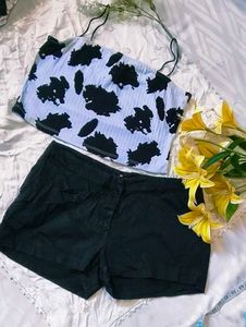 Very Amazing Tube Top With H&M Shorts