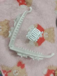 Chic White Flower Hair Clips Set