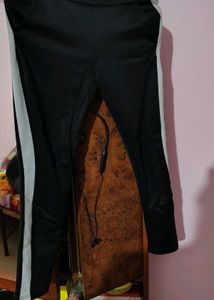 White striped Black jeggings