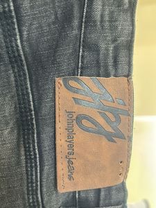 Stylish Black Skinny Jeans