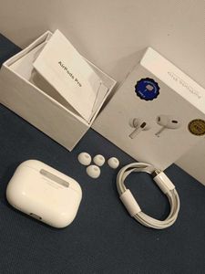 Apple AirPods Pro (2nd Gen)