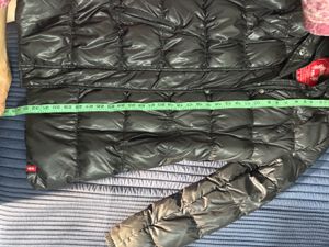 Stylish Black Puffer Coat for Women