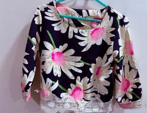 Daisy Print Top with Lace Trim