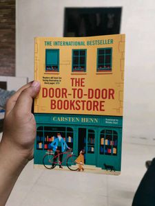 The Door-To-Door Bookstore | Carsten Henn | New