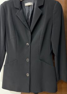 (XS) Classic Black Women's Blazer