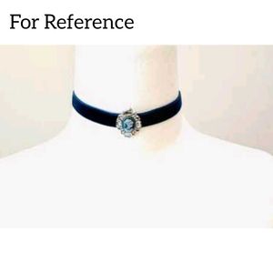 Elegant Blue Stone Choker