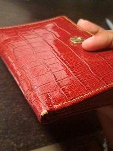 Chic Red Croc-Embossed Wallet