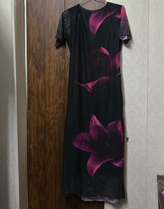 Elegant Black &amp; Pink Floral bodycon Dress