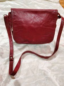 Stylish Red Leather Crossbody Bag