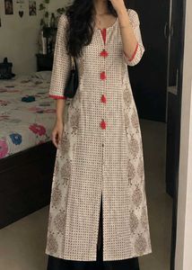 ❤️ Ruby Tassel Elegance Printed Kurti🌷