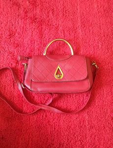 Chic Red Crossbody Handbag