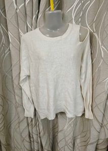 Chic Cutout Shoulder Sweater