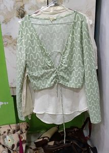 Chic Ruched Front Long Sleeve Top