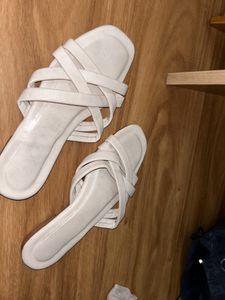 Flats For Women